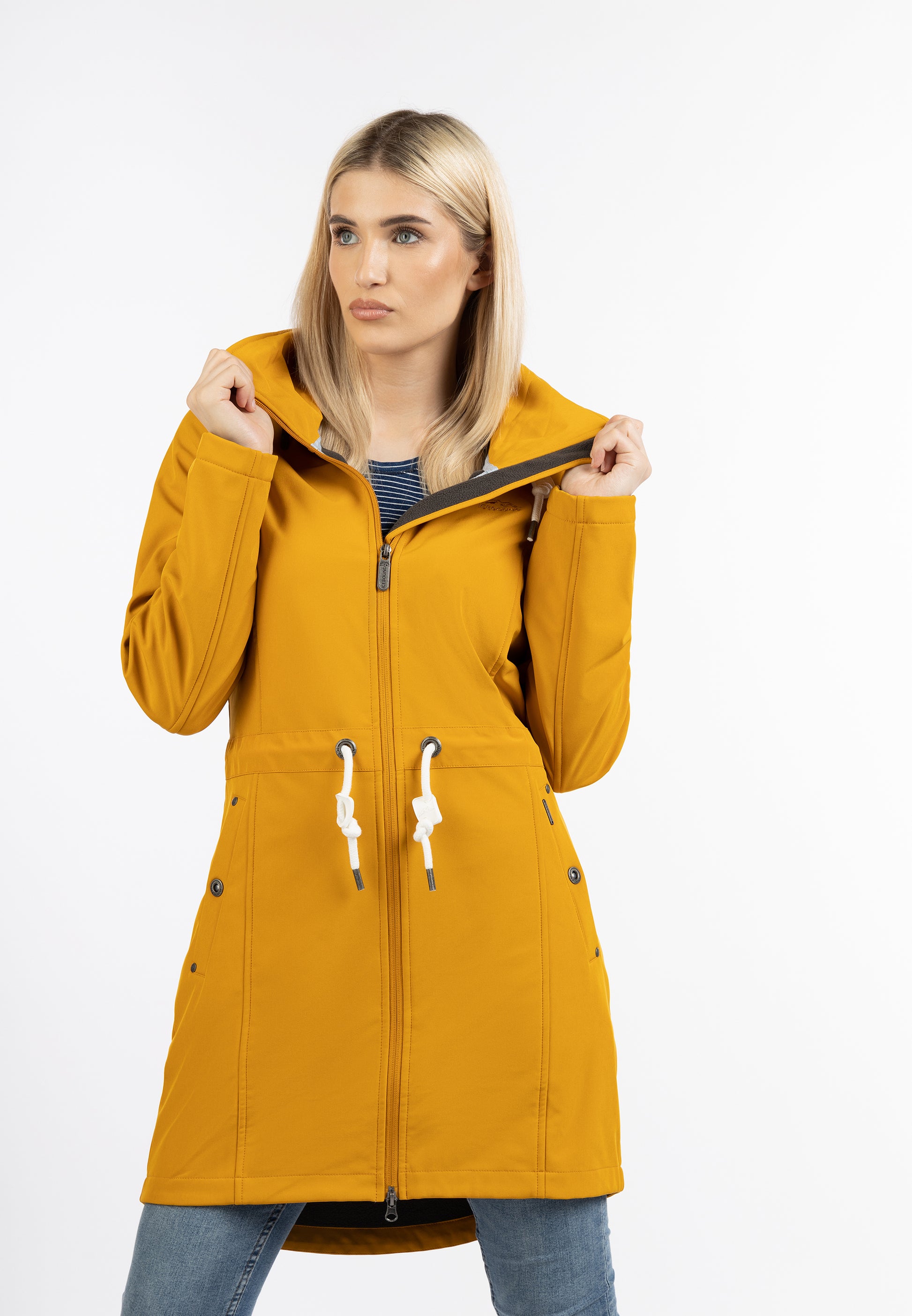 ICEBOUND Women's Softshell Coat