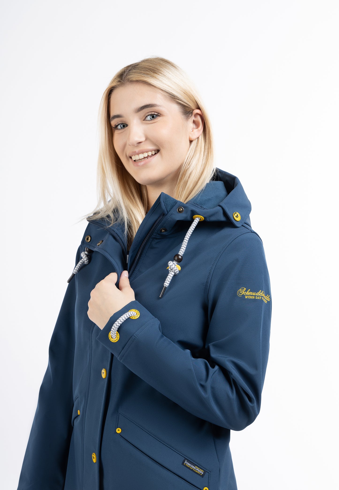 Schmuddelwedda Women's Short Coat