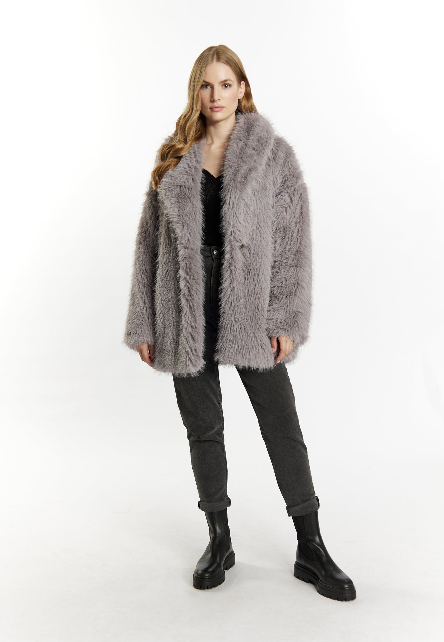 DreiMaster Vintage Women's Faux Fur Coat