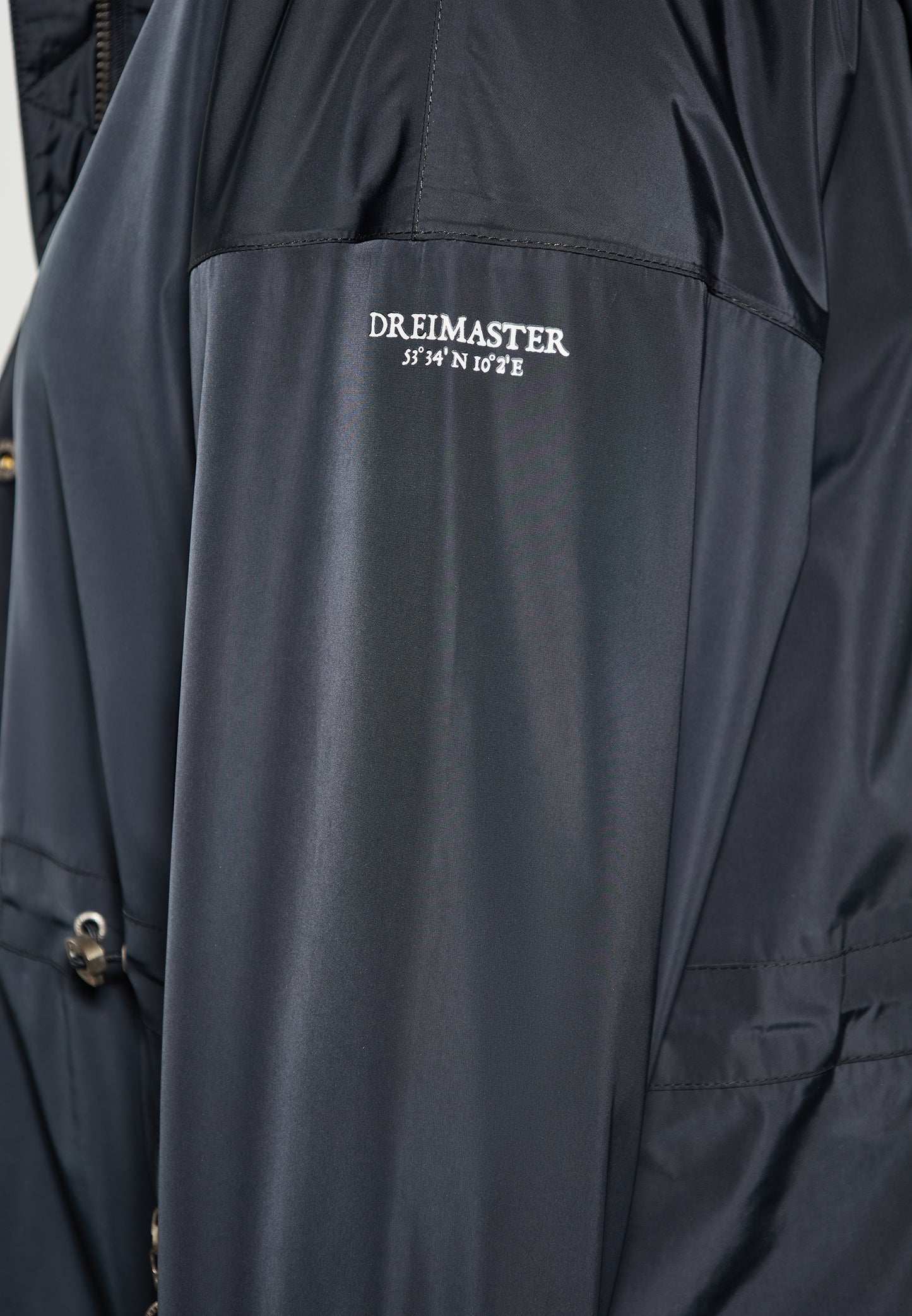 Dreimaster Maritim Damen-Regenmantel aus recycelten Materialien